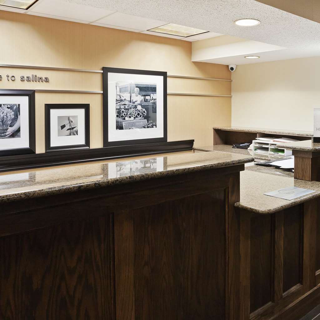 Hampton Inn Salina Interior photo