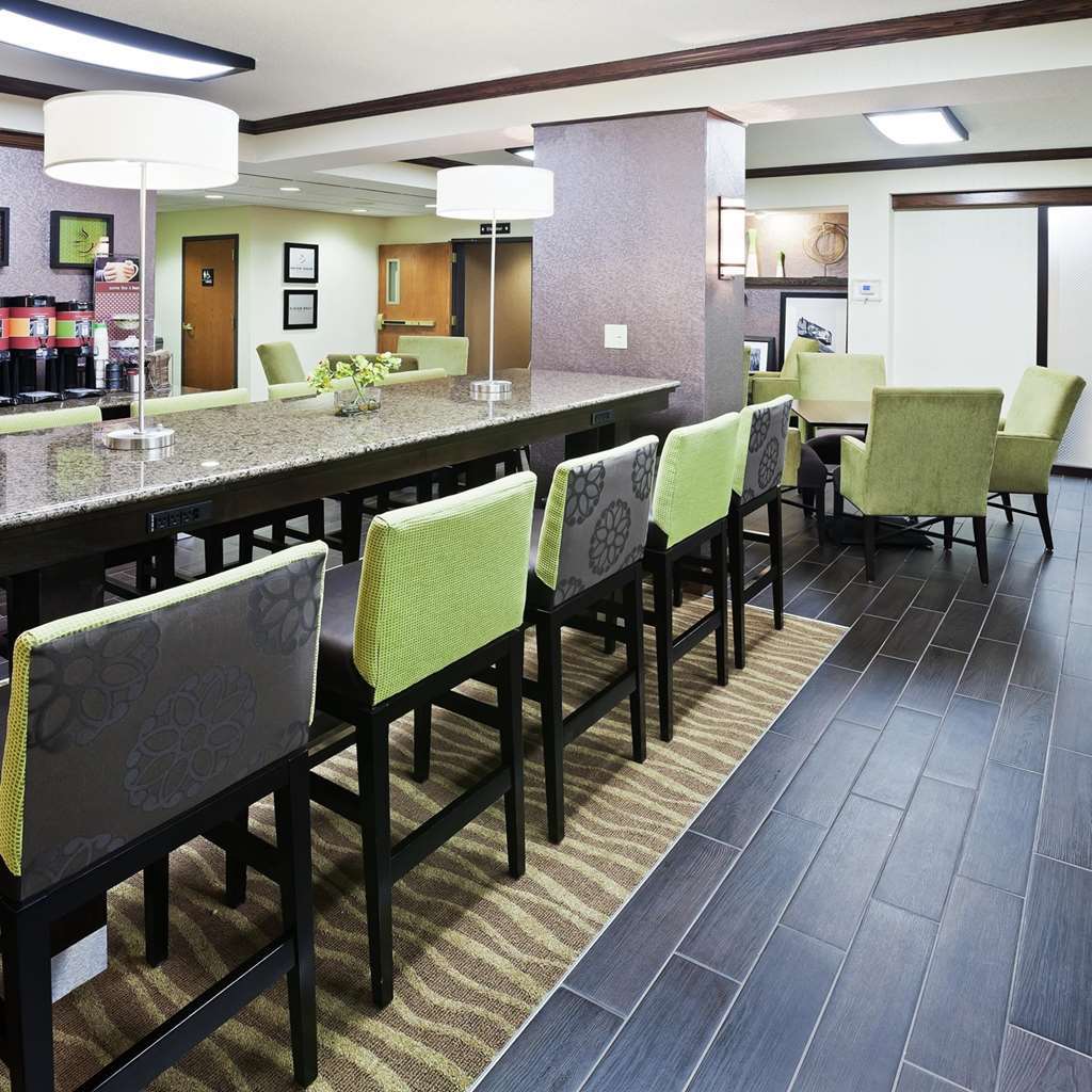 Hampton Inn Salina Interior photo